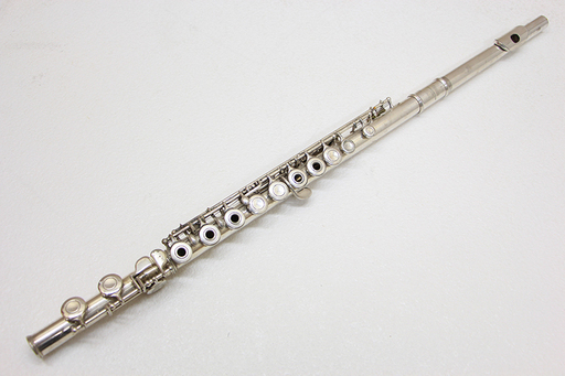 作動未確認 現状販売 ジャンク ヘッドキャップ無 ヘッドコルク無  座金無 反射板無 YAMAHA FLUTE ヤマハ フルート 281SⅡ ESTABLISHED IN 1887 日本製 YFL-281SⅡ ? YFL281SⅡ ? 管楽器 木管楽器(P966nxY④)