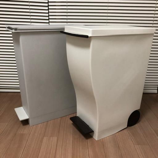 Kcud クード スリムペダル 無印 Francfranc フランフラン ゴミ箱 ダストボックス ペダル式 キャスター付 30l 中古品 Komiyoshi 南町田グランベリーパークの掃除用具 ゴミ袋 の中古あげます 譲ります ジモティーで不用品の処分