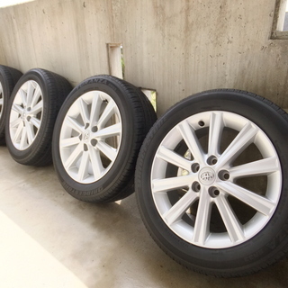 トヨタカムリハイブリッド　AVV 50 純正アルミホイール・タイヤ