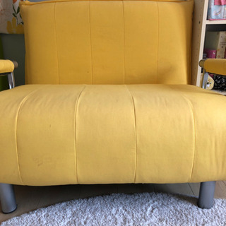 ソファーベッド黄色