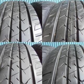 グッドイヤー Efficient Grip SUV Hybrid HP01　215/70R16　4本 9.5分溝2本と9分溝2本 極上品！