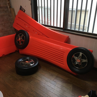 スポーツカーベッド