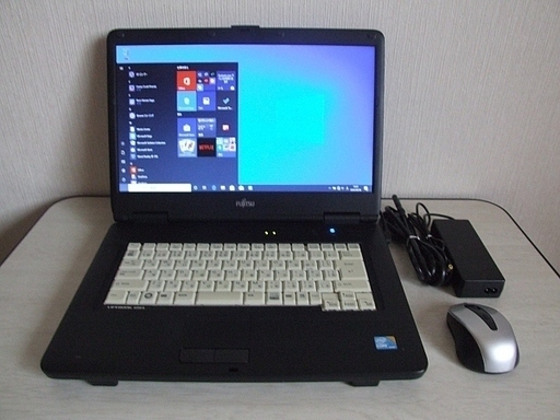 高速SSD120GB搭載　Fujitsu LIFEBOOK A550/A ノートパソコン　2