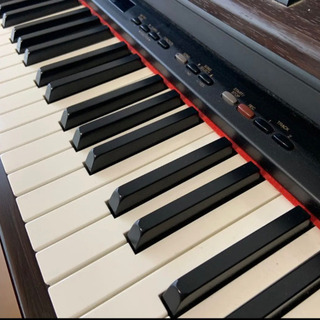 YAMAHA ヤマハ 電子ピアノ　 YDP-121