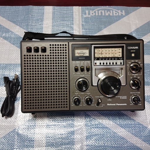 売却済》【BCLラジオ】 National (Panasonic) COUGAR RF-2200 名機! FM 