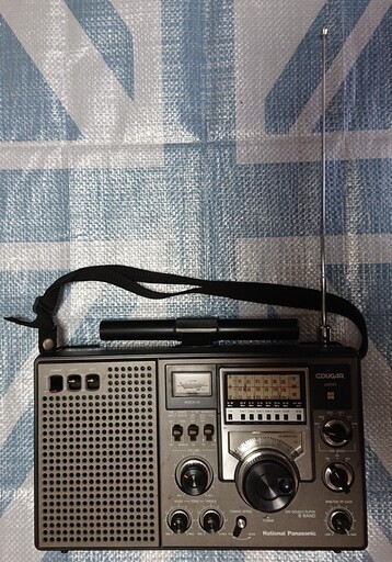 《売却済》【BCLラジオ】 National (Panasonic) COUGAR RF-2200 名機! FM/中波/短波 ラジオ VINTAGE 昭和 家電 レトロ