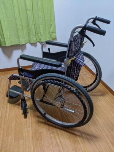 自走式車椅子　日進医療機器㈱　ノーパンク車いす