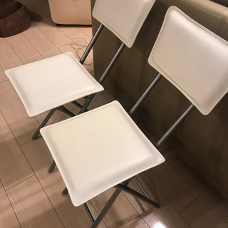 折り畳み　椅子　2脚セット　レザー　ホワイト　美品