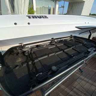 ホワイト限定モデル☆THULE スーリー Dynamic800M ルーフボックス 