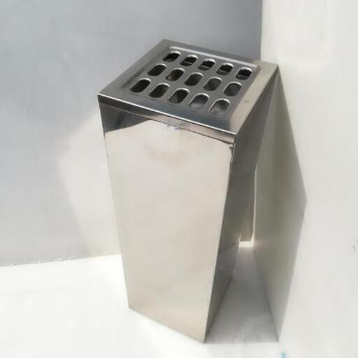 決定済 コクヨ ステンレス スモークスタンド 灰皿\n20 x 20 x h59.5