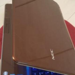 ブルーレイ対応❗ Core i5❗ 大容量640GB❗ 大画面15.6インチワイド