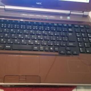 ブルーレイ対応❗ Core i5❗ 大容量640GB❗ 大画面15.6インチワイド