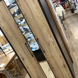 取りに来ていただける方限定！サンのワードローブです！