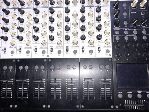 中古美品】コルグ LIVE CONTROL MIXER ZEROKORG ZERO8