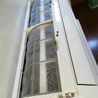 高年式2018年！大型2.8K電源100V！広いリビングなどに！工事付き！