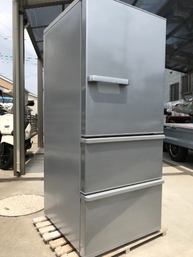 取引中2017年製アクア冷凍冷蔵庫3ドア美品272L。千葉県内配送無料。設置無料。
