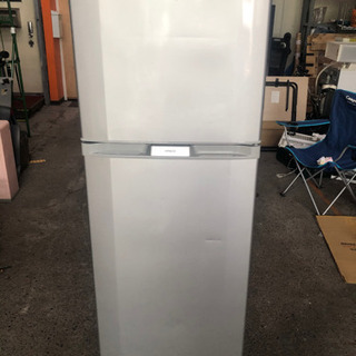 ☀️☀️送料無料☀️☀️HITACHIの230リトルの冷蔵庫★❣️❣️