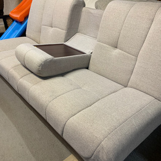 ソファー　ベッド　真ん中テーブルに　中古