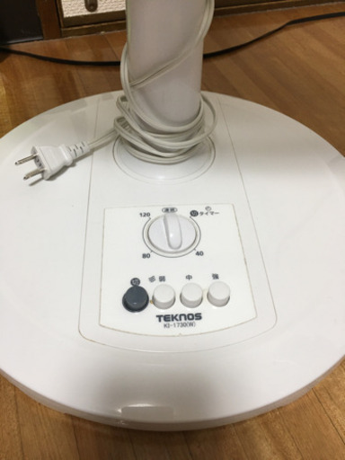 Teknos 扇風機 リビング扇風機 首振り タイマー付 風量3段階切替 メカ式 Ki 1730 W I Yama 梅島の家電の中古あげます 譲ります ジモティーで不用品の処分