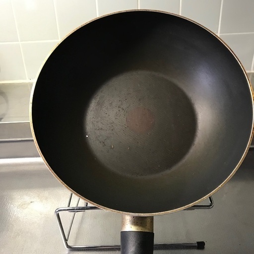 中古美品❗️あのT-fal大型フライ・パン　中華鍋サイズ