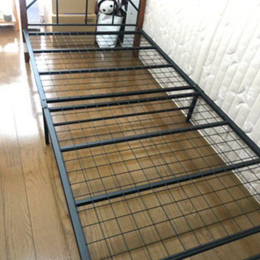【ニトリ】シングルベッドとマットレスのセットです
