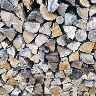 薪　広葉樹　約600キロ　45cmカット済み　残り1ラック！