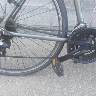 クロスバイク ブリジストン CYLVA グリーンレーベル 24段変速 シルバーグレー 配送無料