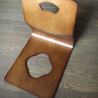 座椅子　木製