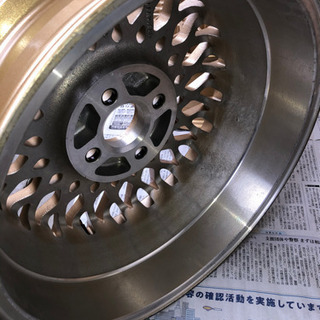 メッシュホイール　15インチ