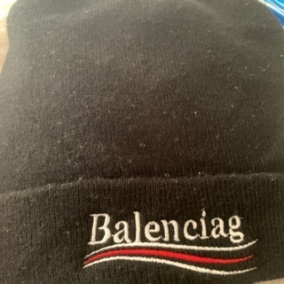 BALENCIAGAのニット帽