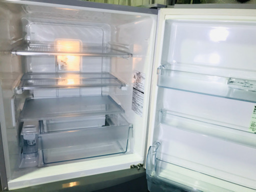 自動製氷器付✨3ドア冷蔵庫✨シルバー✨清掃済
