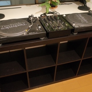 Ikea 棚 Kallax ブラウンブラック レコード収納 Yu 三軒茶屋の収納 家具 棚 シェルフ の中古あげます 譲ります ジモティーで不用品の処分