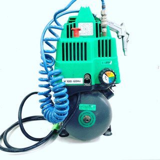  明治機械エアーコンプレッサー‼️MAC BOY 100V-50Hz専用　オイルレス　5秒で自動停止