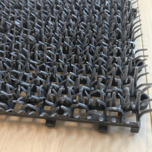 お譲り先決まりました カインズ やわらかジョイント人工芝 30cm 30cm グレー 12枚 優 千歳船橋のその他の中古あげます 譲ります ジモティーで不用品の処分