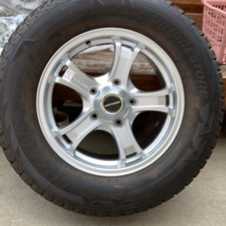 ランクル200用スタッドレス綺麗です！最終値下げ
