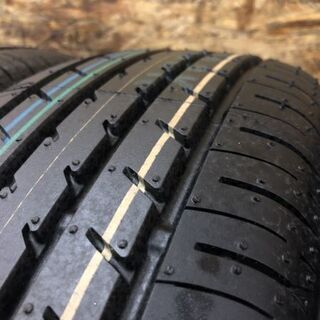 新品 TOYO NANOENERGY J63 185/60R15 15インチ 夏タイヤ 4本 2019年製 ヴィッツ VWポロ シエンタ フィット等 　(VTN201) クレジットカード QR決済可能 新品 TOYO NANOENERGY J63 185/60R15 15インチ 夏タイヤ 4本 2019年製