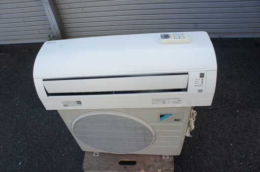 DAIKIN(ダイキン)冷暖房エアコン!2.2KW・格安でお譲ります! | www