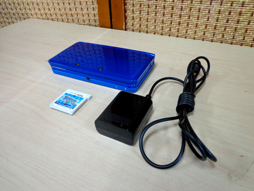 ニンテンドー 3DS 本体 コバルトブルー ゲームソフト付き