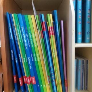 ❁お譲り先決まりました❁【お値下げ】dwe ディズニー英語2017　フルセット（ほぼ新品交換済・一部破損欠損）