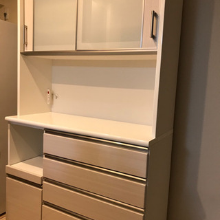 ニトリ食器棚売ります