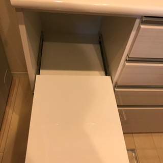 ニトリ食器棚売ります