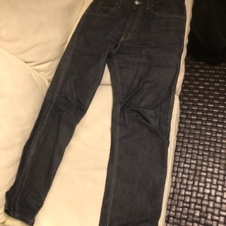 購入価格11万円　定番グッチ虎刺繍デニム