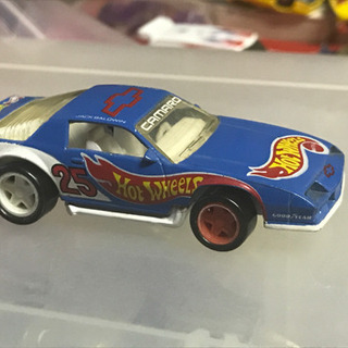 HOT WHEELS CAMARO