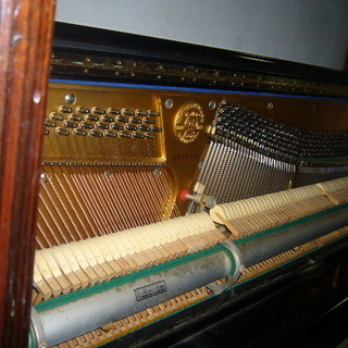 カワイピアノ最高峰ｋ４８いい音でます