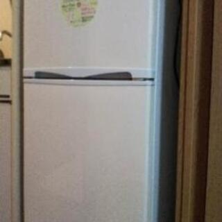 冷蔵庫　138リットル2ドア