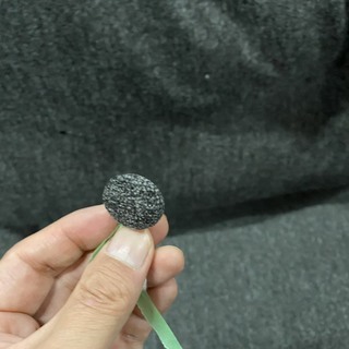 カウチソファー！新品！16万円を39800円で販売します！クッションボタンが1つ取れてるだけです！使用上問題なしです！