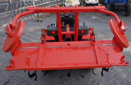 鹿児島発 14馬力 クボタ ディーゼルエンジントラクターA-14 自動水平 鹿児島発 14馬力 クボタ ディーゼルエンジントラクターA-14 自動水平
