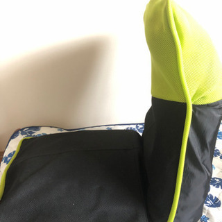 黄緑／黒　座椅子