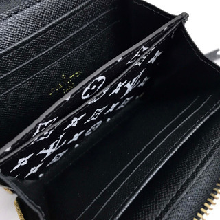 【未使用】【プレゼント】LOUIS VUITTON ルイヴィトン M67878 財布　小銭入れ 　ラウンドファスナー ジッピー パース モノグラムジャイアント LVジャングル ケース モノグラムキャンバス ノワール ユニセックス ルイヴィトン 財布 LOUIS VUITTON 折財布/ラウンドファスナー式