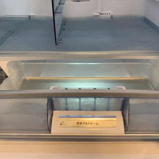 引取手確定しました】大容量冷蔵庫 HITACHI 475L (2018)